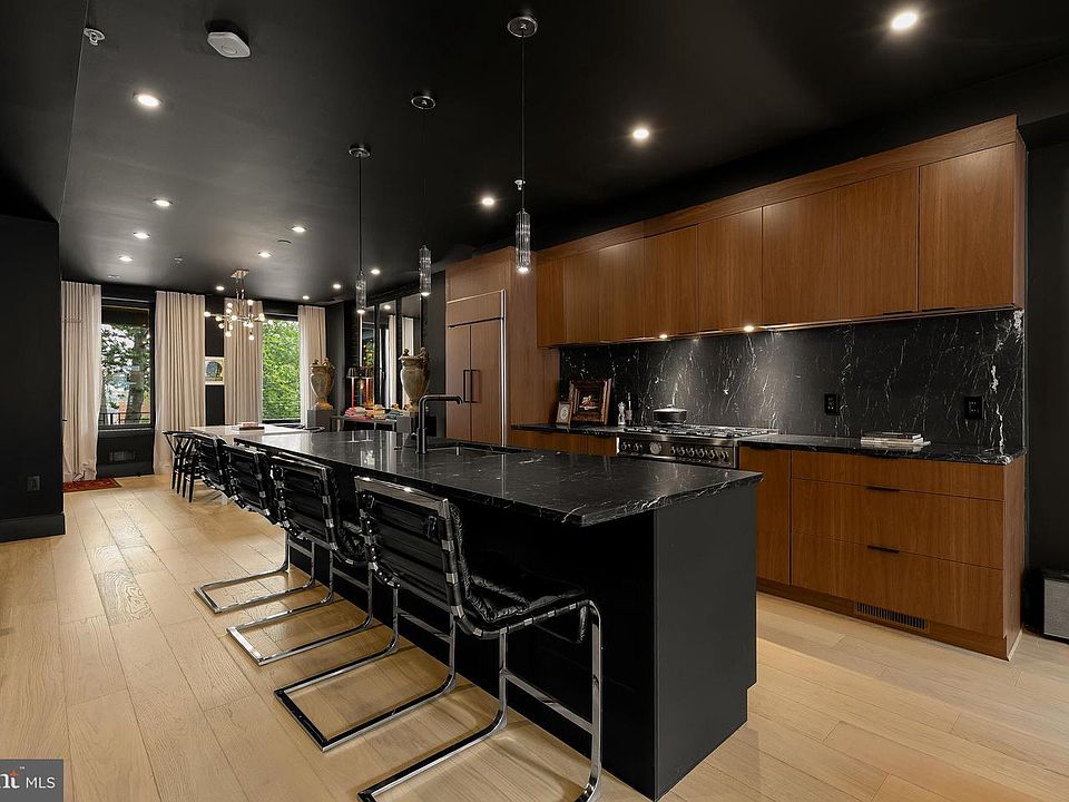 1st image of 2534 11th St NW #1