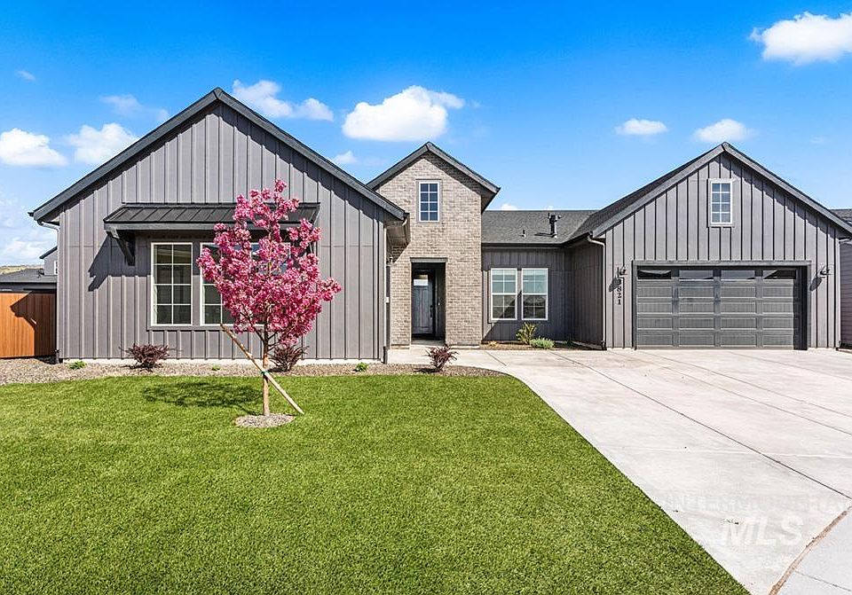 1st image of 3821 N San Carlos Pl