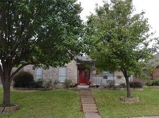 2121 Fawn Ridge Trl, Carrollton, TX 75010