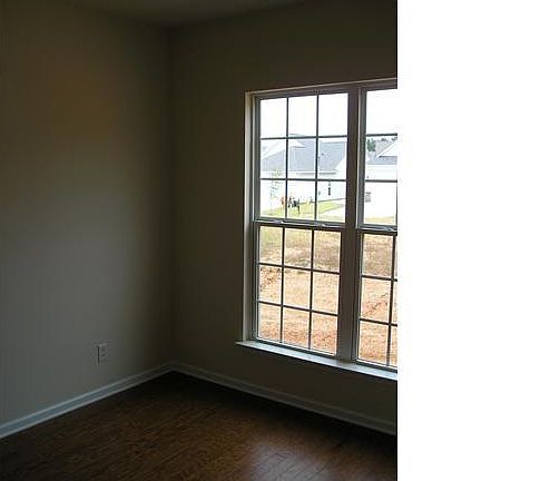 3rd image of 1505 River Bend Blvd Unit 93-U