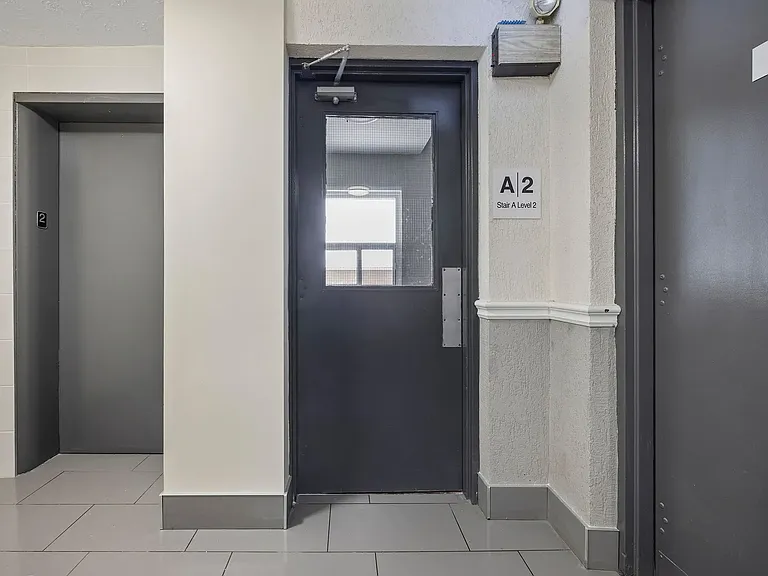 444 Victoria Rd N #112 — Photo 20