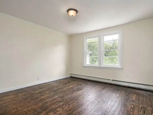 166 Armstrong Avenue image 6 of 18