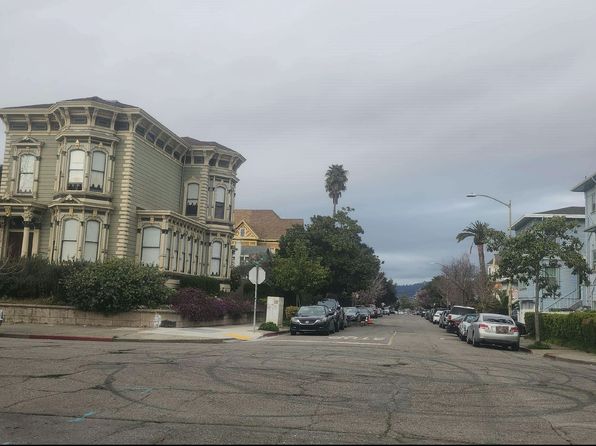 oakland-california-447730051 picture