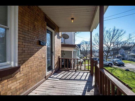 3rd image of 5022 Linden Ave