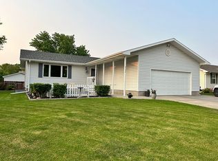 4164 Hartford St, Grand Island, NE 68803