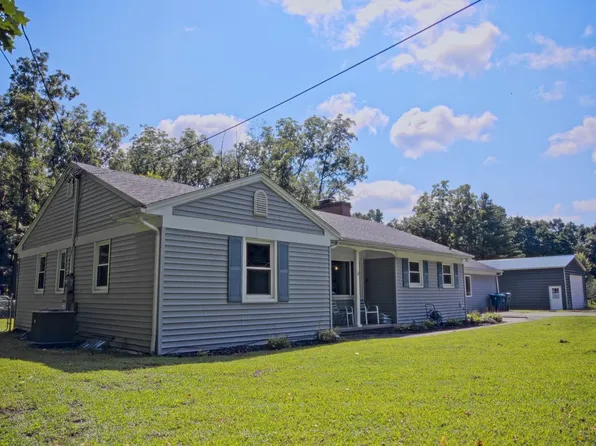 15783 Portage Rd, Vicksburg, MI 49097