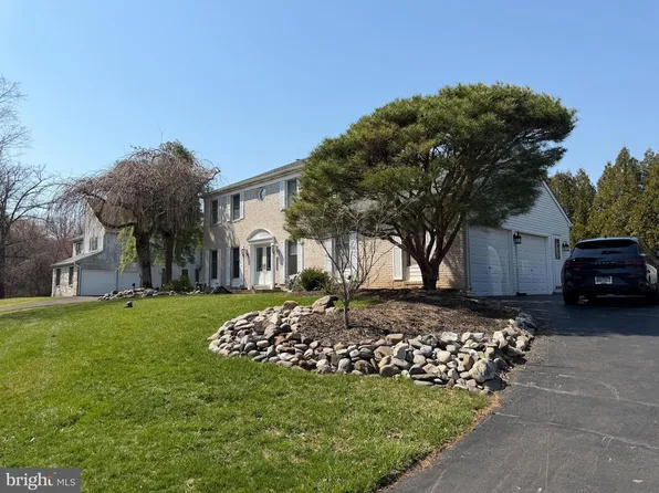 1038 Fawn Dr, Southampton, PA 18966
