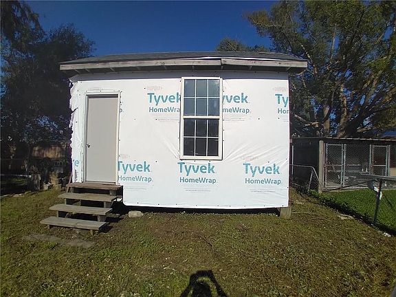 5th image of 1124 Avenue C
