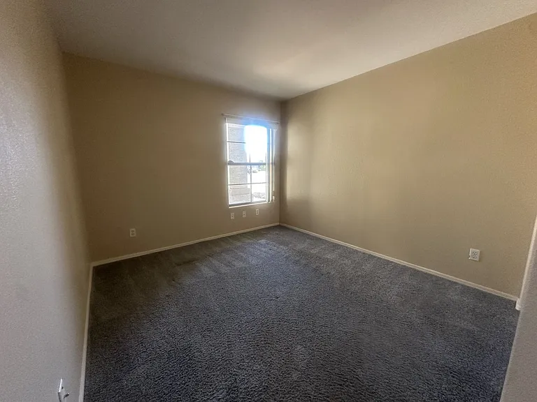 3285 E Ford Ave — Photo 25