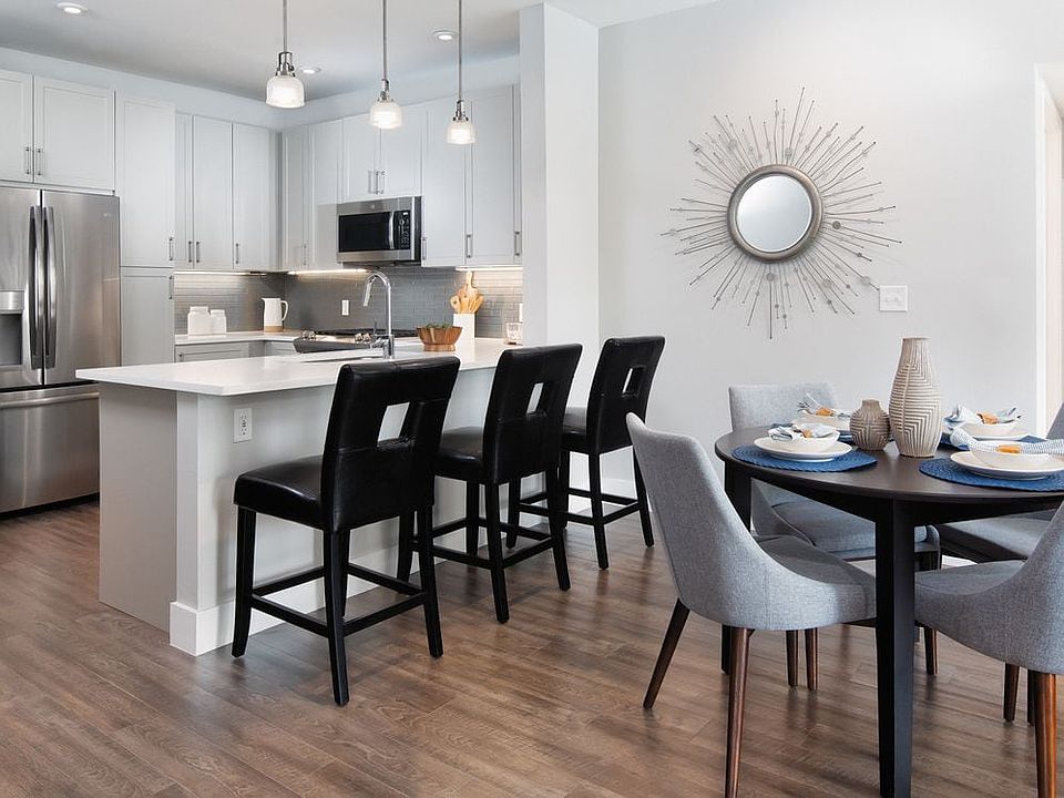Kitchen and dining area