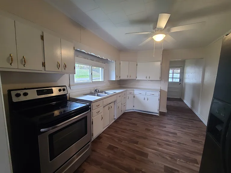 119 Sparacino St — Photo 14