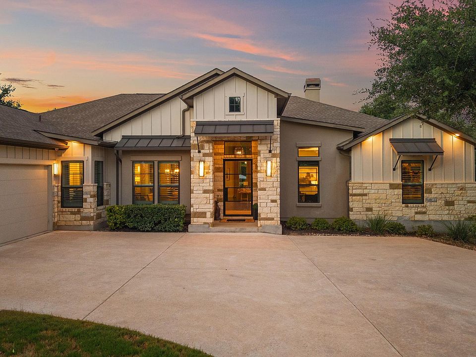 1st image of 10909 Vista Heights Dr