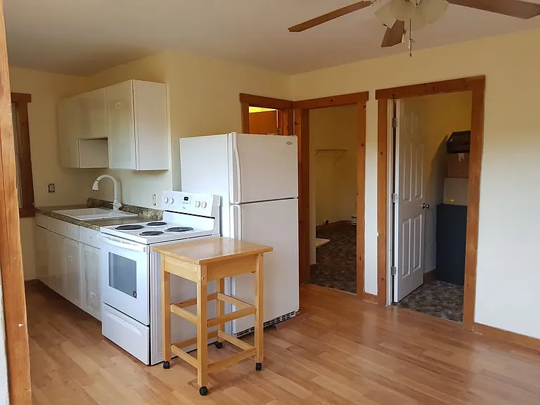 238 Pratt Rd — Photo 7