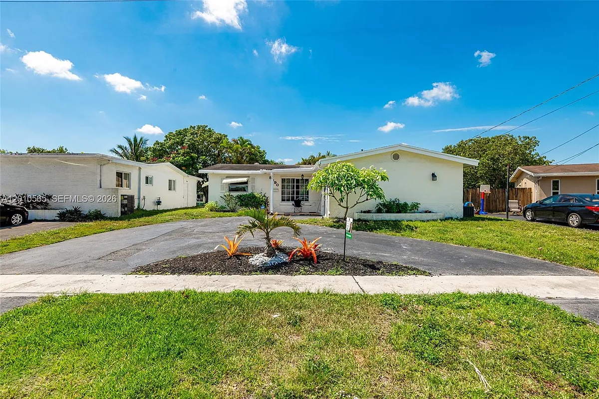Building Photo - 8690 NW 24th Pl