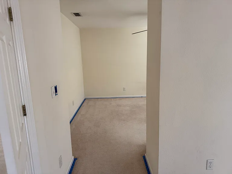 5049 Pine Lake Ct — Photo 14