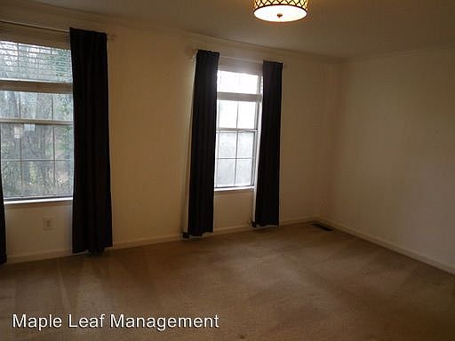 5th image of 10247 NE 129th Ln