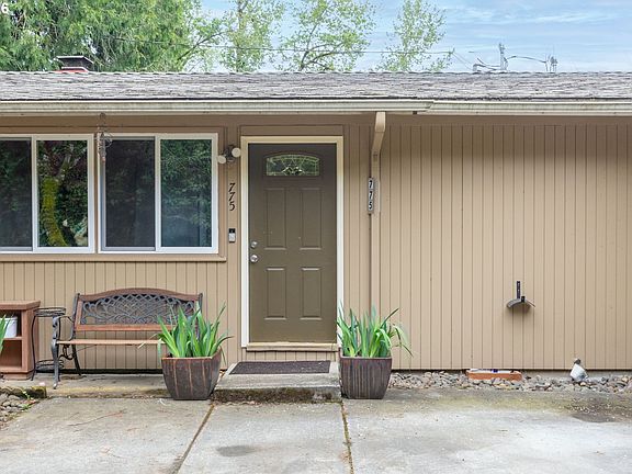 3rd image of 765-775 SE Roberts Ave