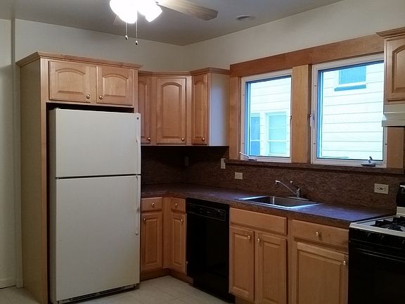 Modern kitchen with dishwasher
