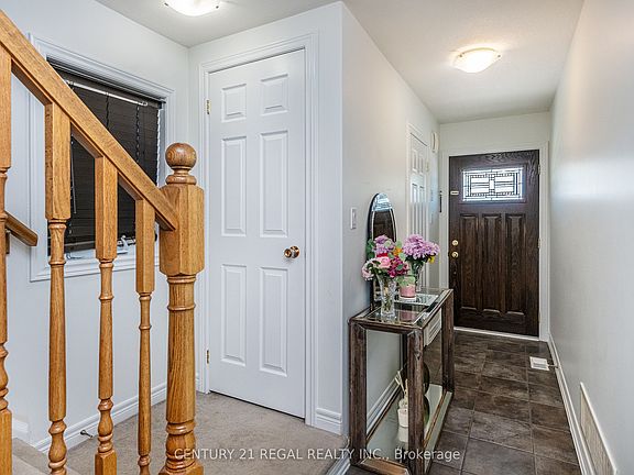 3rd image of 158 Parkinson Cres