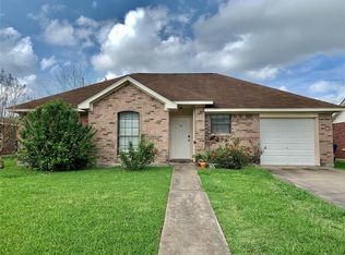 313 Rice St, Angleton, TX 77515