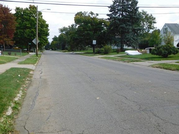 5th image of 1220 E North Broadway
