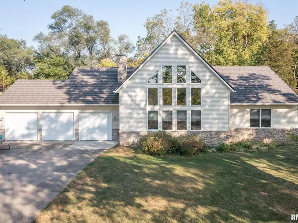 1008 S High St, Port Byron, IL 61275
