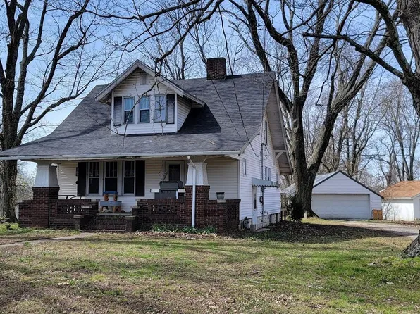 1727 Bedford Rd, Washington, IN 47501