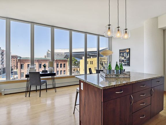 2nd image of 215 10th Ave S Unit 438
