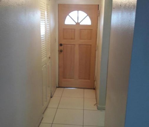 2nd image of 2800 Somerset Dr APT 417J