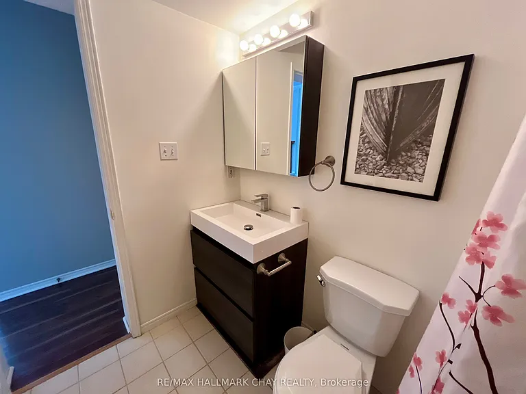 162 Settlers Way #16 — Photo 14