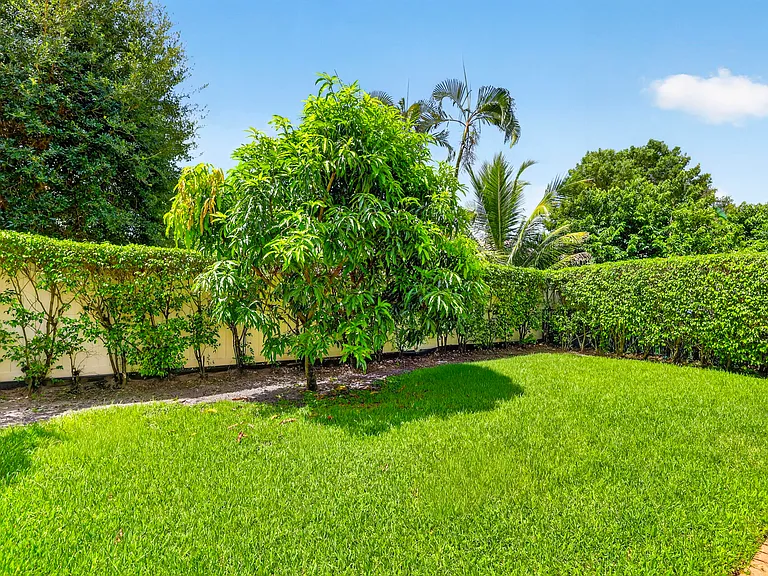 7630 Topiary Ave — Photo 43