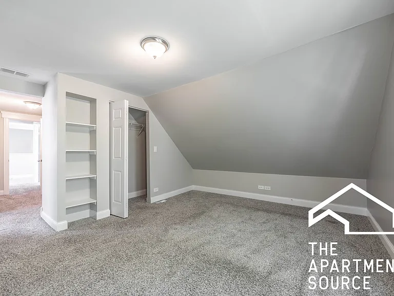 4319 N Lawndale Ave #2E — Photo 11