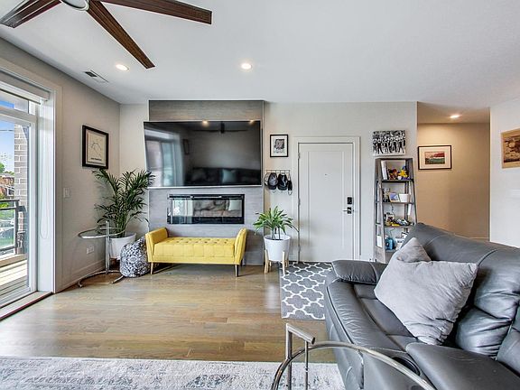 5th image of 3620 W Diversey Ave #2B
