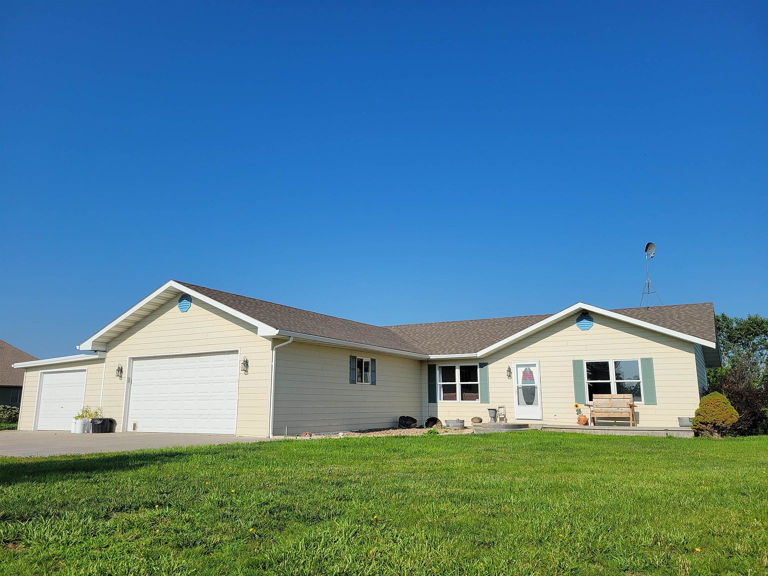 10680 S Henry Rd, North Platte, NE 69101 MLS 25014 Zillow