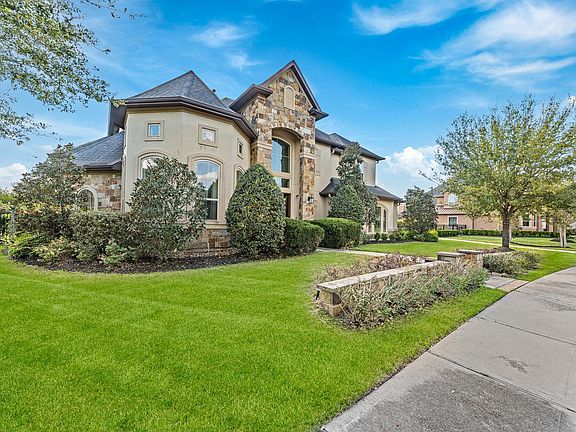 2nd image of 17515 W Bremonds Bend Ct