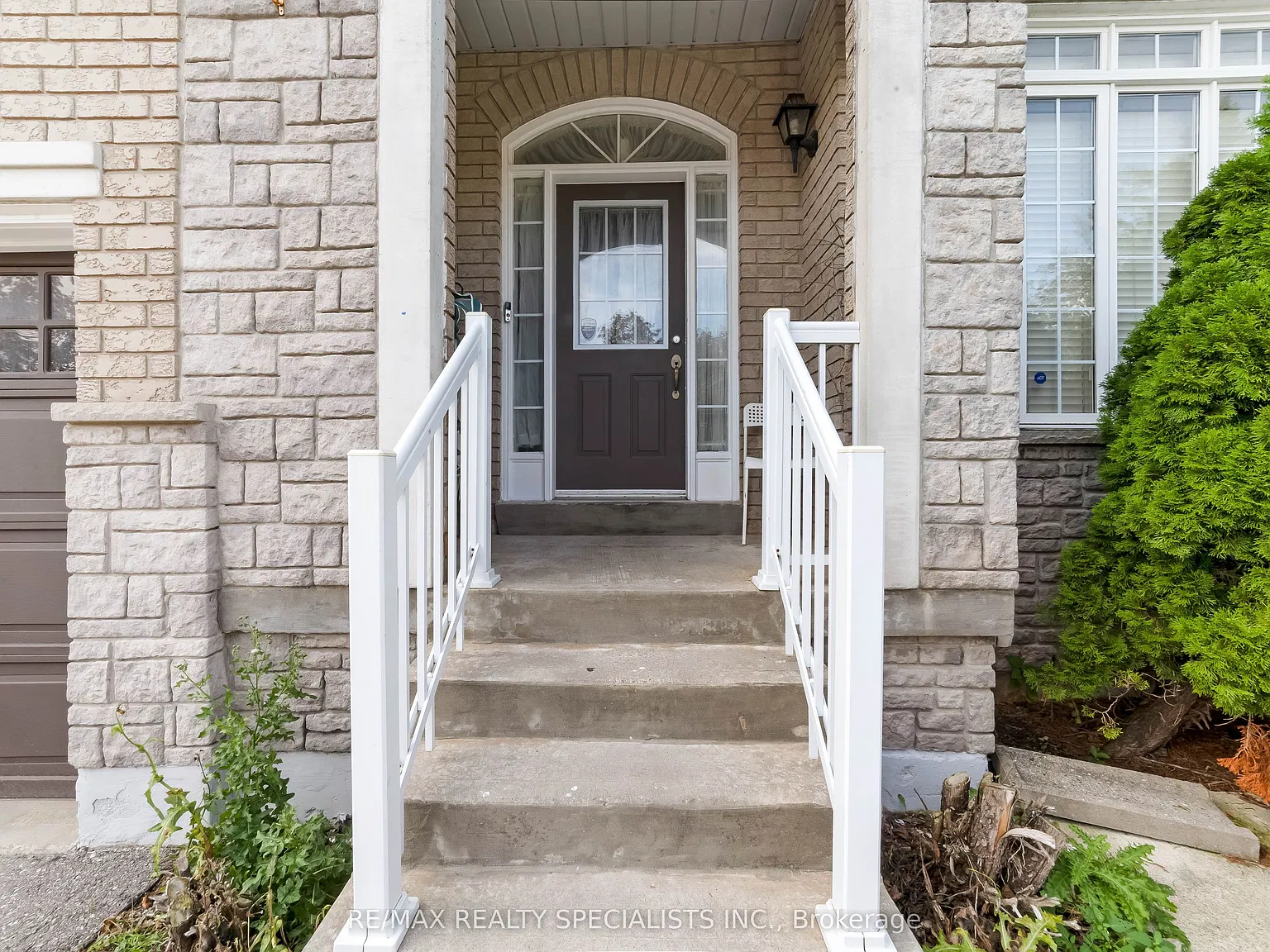 5 bed, $4,199 — Photo 3