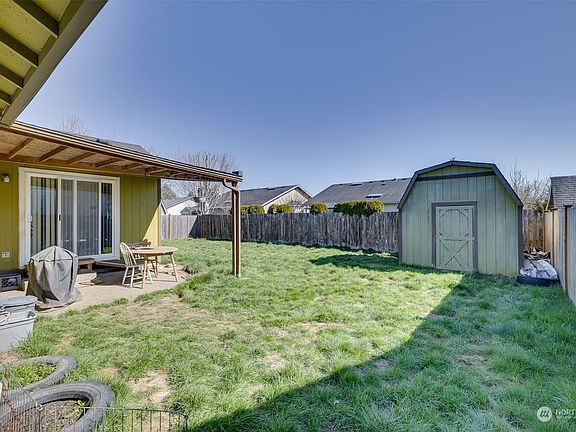 3rd image of 13817 51st Drive NE