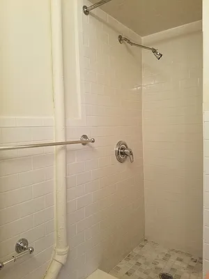 Rented by Keller Williams NYC | media 29