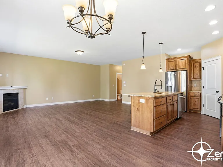 4608 NE 91st Way — Photo 5