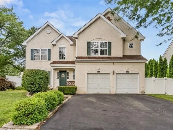 26 Lauren Ln, Lopatcong Twp., NJ 08865