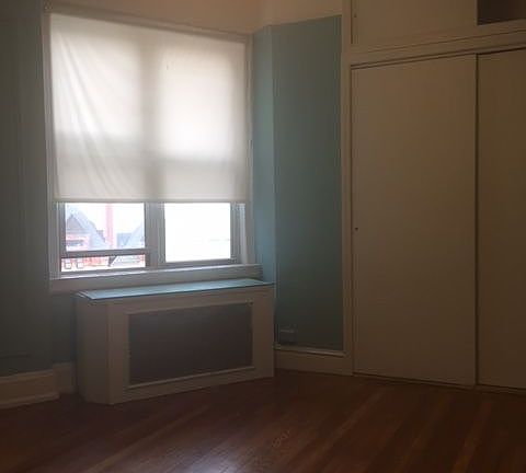 3rd image of 36 Plaza St E APT 7C