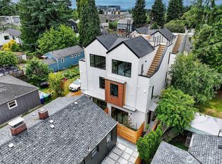 8733 13th Ave NW #D, Seattle, WA 98117