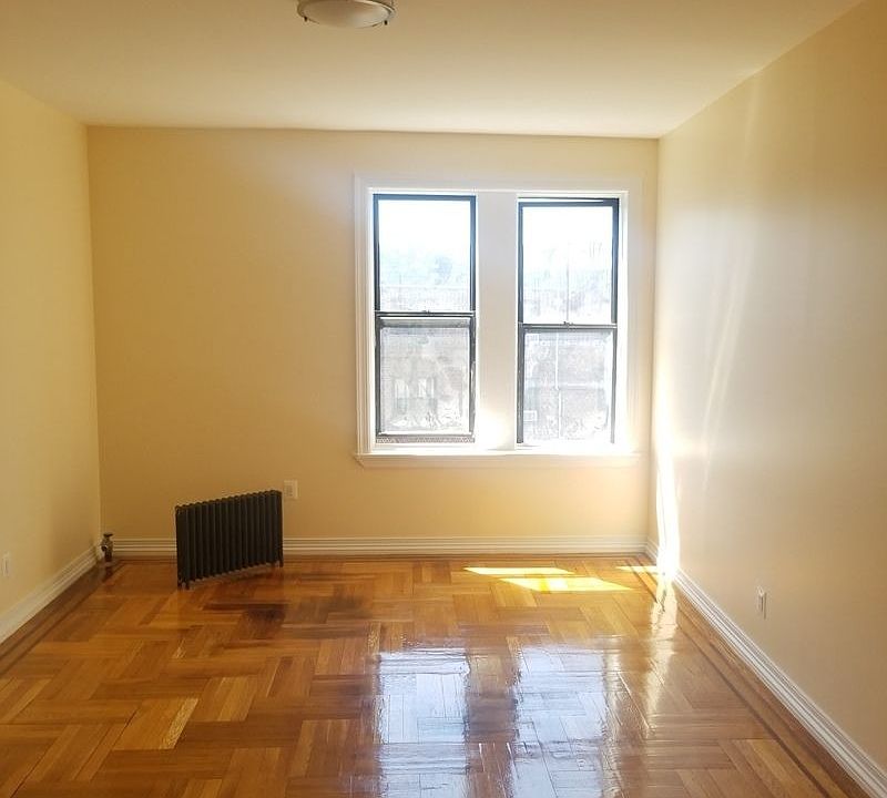 1st image of 289 Empire Blvd APT 6M
