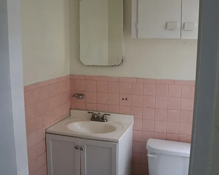 1657 Midway St — Photo 9