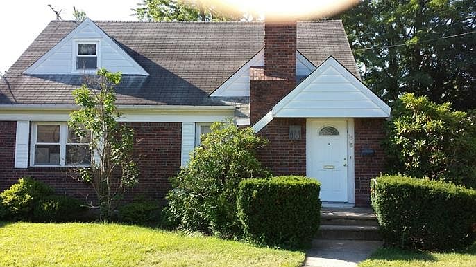 1st image of 13 Plymouth Dr #1X