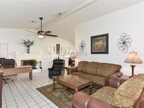4th image of 2409 Bonita Ln