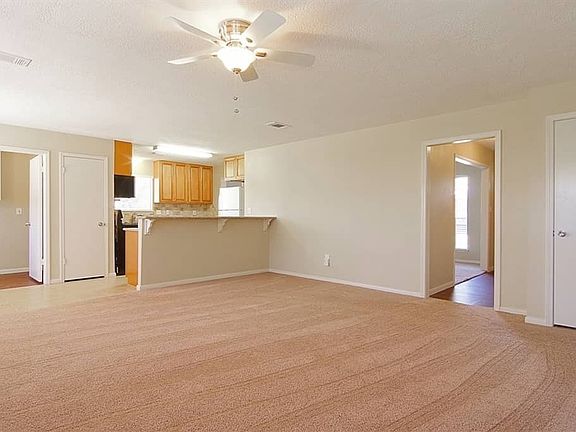 5th image of 4631 Clydesdale Dr