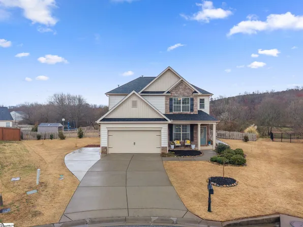 15 Harwick Ct, Easley, SC 29642