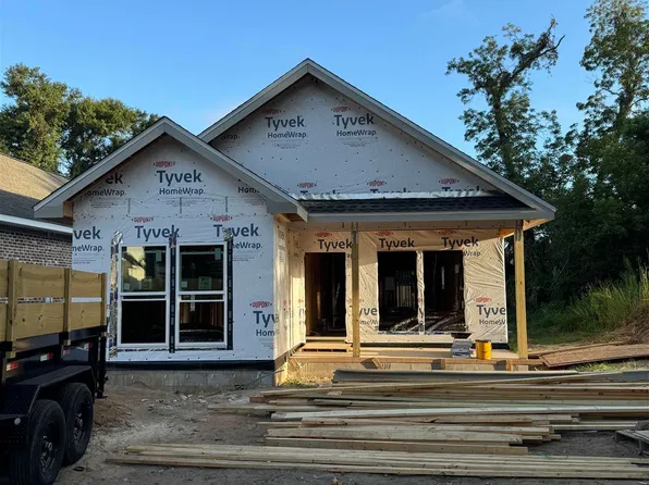 1516 E Hatton St, Pensacola, FL 32503
