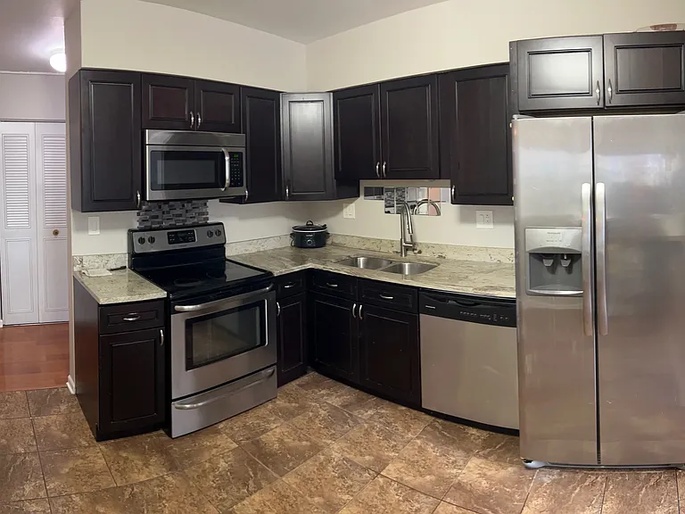 2300 Beau Monde Ln #201 — Photo 11
